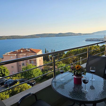 Apartmani Dodo Trogir Exteriér fotografie